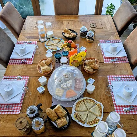 D'hotes - Bed & Breakfast Huisnes-sur-Mer