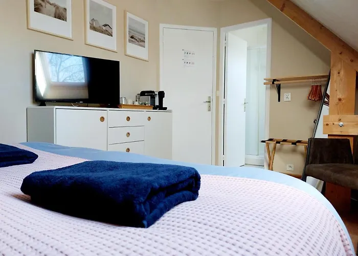 D'hotes - Bed and Breakfast 3*